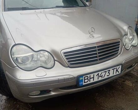 Серый Мерседес Ц-Класс, объемом двигателя 1.8 л и пробегом 245 тыс. км за 5200 $, фото 23 на Automoto.ua