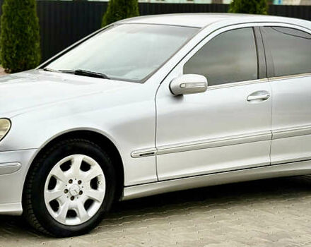 Сірий Мерседес Ц-Клас, об'ємом двигуна 1.8 л та пробігом 225 тис. км за 6700 $, фото 6 на Automoto.ua