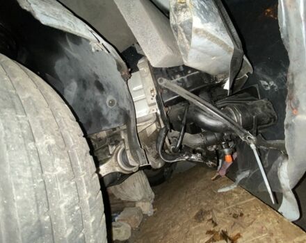 Серый Мерседес Ц-Класс, объемом двигателя 0 л и пробегом 493 тыс. км за 2589 $, фото 4 на Automoto.ua