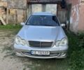 Сірий Мерседес Ц-Клас, об'ємом двигуна 2.7 л та пробігом 380 тис. км за 3500 $, фото 1 на Automoto.ua