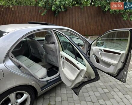 Серый Мерседес Ц-Класс, объемом двигателя 1.8 л и пробегом 176 тыс. км за 7500 $, фото 119 на Automoto.ua