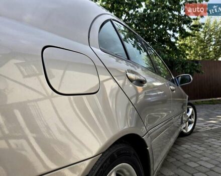 Серый Мерседес Ц-Класс, объемом двигателя 1.8 л и пробегом 176 тыс. км за 7500 $, фото 45 на Automoto.ua