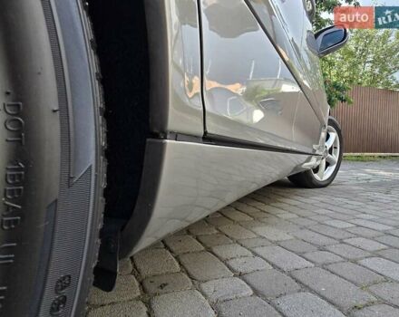 Серый Мерседес Ц-Класс, объемом двигателя 1.8 л и пробегом 176 тыс. км за 7500 $, фото 42 на Automoto.ua