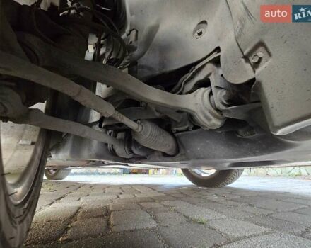 Серый Мерседес Ц-Класс, объемом двигателя 1.8 л и пробегом 176 тыс. км за 7500 $, фото 46 на Automoto.ua