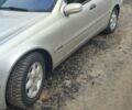 Сірий Мерседес Ц-Клас, об'ємом двигуна 1.8 л та пробігом 140 тис. км за 7000 $, фото 3 на Automoto.ua