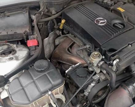 Серый Мерседес Ц-Класс, объемом двигателя 1.8 л и пробегом 245 тыс. км за 5200 $, фото 1 на Automoto.ua