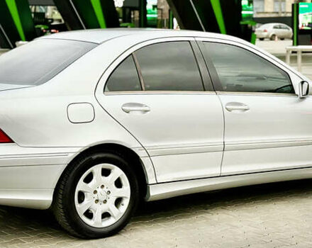 Сірий Мерседес Ц-Клас, об'ємом двигуна 1.8 л та пробігом 225 тис. км за 6700 $, фото 16 на Automoto.ua