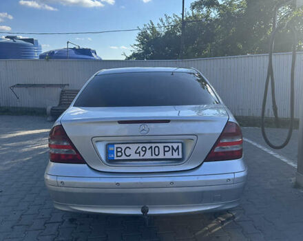Серый Мерседес Ц-Класс, объемом двигателя 2.15 л и пробегом 284 тыс. км за 6000 $, фото 7 на Automoto.ua