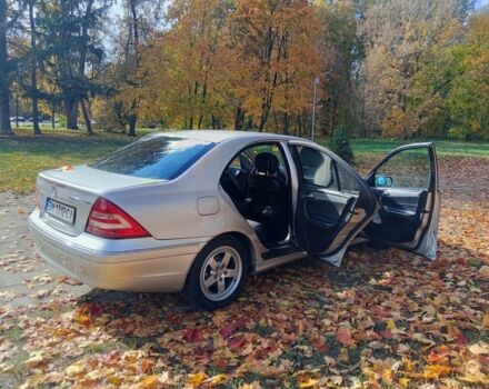 Сірий Мерседес Ц-Клас, об'ємом двигуна 1.8 л та пробігом 298 тис. км за 3300 $, фото 18 на Automoto.ua