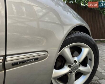 Серый Мерседес Ц-Класс, объемом двигателя 1.8 л и пробегом 176 тыс. км за 7500 $, фото 50 на Automoto.ua