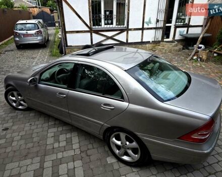 Серый Мерседес Ц-Класс, объемом двигателя 1.8 л и пробегом 176 тыс. км за 7500 $, фото 23 на Automoto.ua