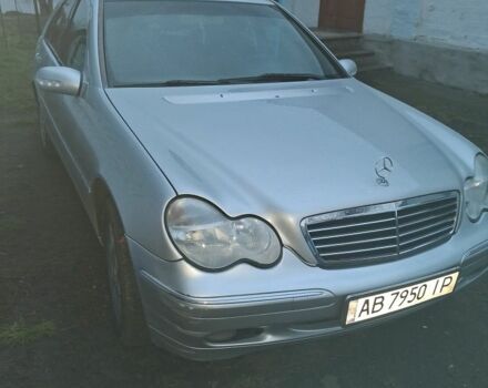 Серый Мерседес Ц-Класс, объемом двигателя 2.7 л и пробегом 300 тыс. км за 6800 $, фото 2 на Automoto.ua