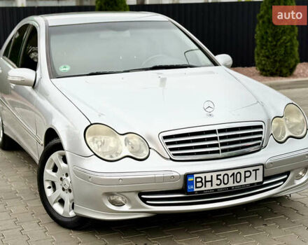 Сірий Мерседес Ц-Клас, об'ємом двигуна 1.8 л та пробігом 225 тис. км за 6700 $, фото 10 на Automoto.ua