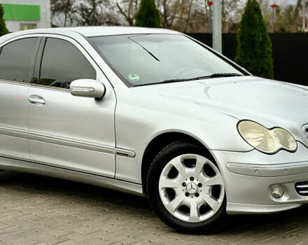 Сірий Мерседес Ц-Клас, об'ємом двигуна 1.8 л та пробігом 225 тис. км за 6700 $, фото 13 на Automoto.ua