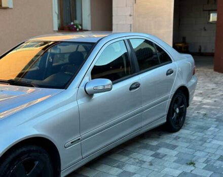 Серый Мерседес Ц-Класс, объемом двигателя 1.8 л и пробегом 245 тыс. км за 6650 $, фото 7 на Automoto.ua