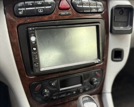 Серый Мерседес Ц-Класс, объемом двигателя 3.2 л и пробегом 300 тыс. км за 2300 $, фото 8 на Automoto.ua