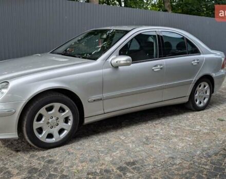 Сірий Мерседес Ц-Клас, об'ємом двигуна 1.8 л та пробігом 250 тис. км за 6950 $, фото 7 на Automoto.ua