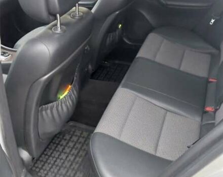 Серый Мерседес Ц-Класс, объемом двигателя 1.8 л и пробегом 300 тыс. км за 5000 $, фото 2 на Automoto.ua