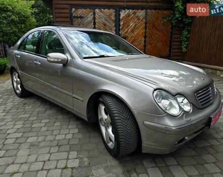 Серый Мерседес Ц-Класс, объемом двигателя 1.8 л и пробегом 176 тыс. км за 7500 $, фото 54 на Automoto.ua