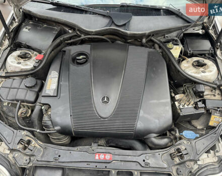 Сірий Мерседес Ц-Клас, об'ємом двигуна 2.2 л та пробігом 245 тис. км за 5550 $, фото 41 на Automoto.ua