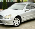 Сірий Мерседес Ц-Клас, об'ємом двигуна 1.8 л та пробігом 225 тис. км за 6700 $, фото 4 на Automoto.ua