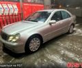 Серый Мерседес Ц-Класс, объемом двигателя 1.8 л и пробегом 330 тыс. км за 3700 $, фото 1 на Automoto.ua