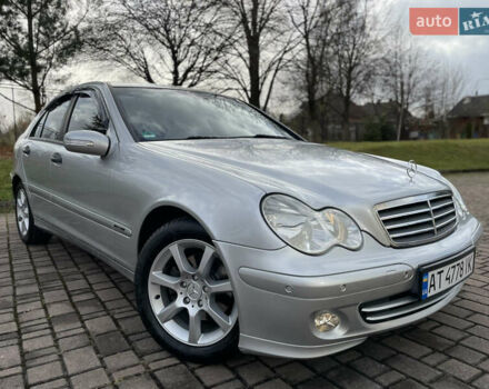 Серый Мерседес Ц-Класс, объемом двигателя 1.8 л и пробегом 211 тыс. км за 7770 $, фото 19 на Automoto.ua