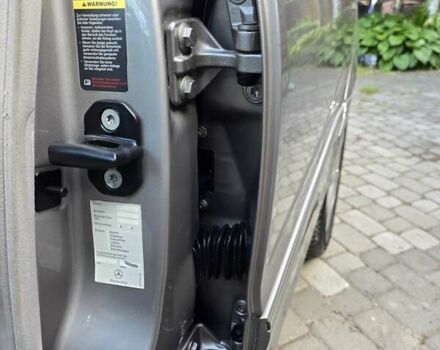 Серый Мерседес Ц-Класс, объемом двигателя 1.8 л и пробегом 176 тыс. км за 7500 $, фото 145 на Automoto.ua