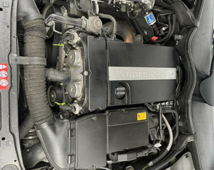 Серый Мерседес Ц-Класс, объемом двигателя 1.8 л и пробегом 263 тыс. км за 9000 $, фото 6 на Automoto.ua
