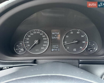 Сірий Мерседес Ц-Клас, об'ємом двигуна 1.8 л та пробігом 225 тис. км за 6700 $, фото 37 на Automoto.ua