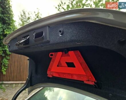 Серый Мерседес Ц-Класс, объемом двигателя 1.8 л и пробегом 176 тыс. км за 7500 $, фото 184 на Automoto.ua