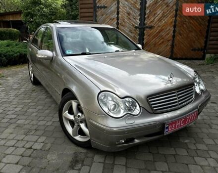 Серый Мерседес Ц-Класс, объемом двигателя 1.8 л и пробегом 176 тыс. км за 7500 $, фото 3 на Automoto.ua