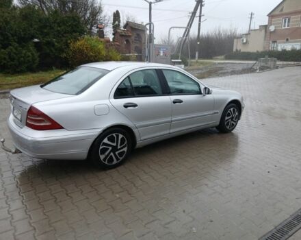 Серый Мерседес Ц-Класс, объемом двигателя 0 л и пробегом 180 тыс. км за 2600 $, фото 1 на Automoto.ua