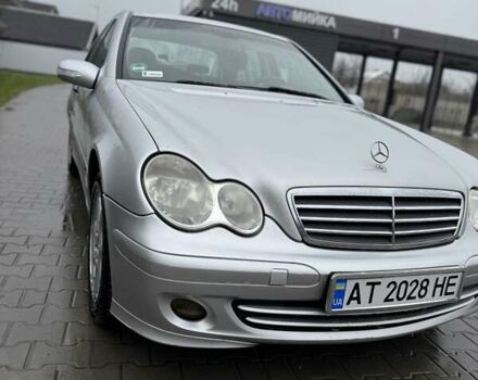 Сірий Мерседес Ц-Клас, об'ємом двигуна 2.15 л та пробігом 420 тис. км за 6000 $, фото 12 на Automoto.ua