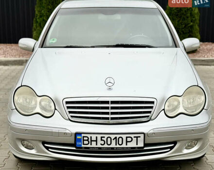 Сірий Мерседес Ц-Клас, об'ємом двигуна 1.8 л та пробігом 225 тис. км за 6700 $, фото 2 на Automoto.ua