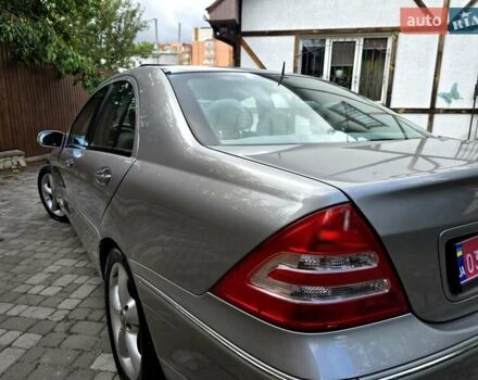 Серый Мерседес Ц-Класс, объемом двигателя 1.8 л и пробегом 176 тыс. км за 7500 $, фото 14 на Automoto.ua