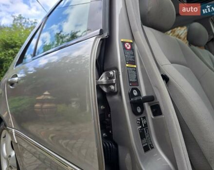 Серый Мерседес Ц-Класс, объемом двигателя 1.8 л и пробегом 176 тыс. км за 7500 $, фото 84 на Automoto.ua