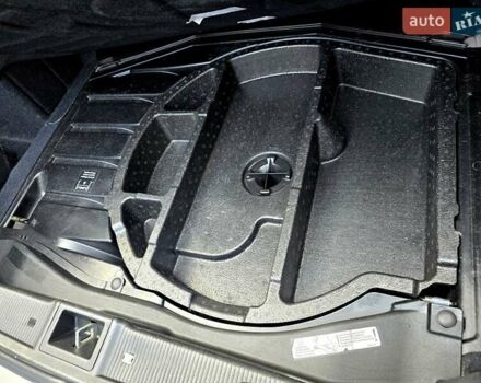 Серый Мерседес Ц-Класс, объемом двигателя 1.8 л и пробегом 176 тыс. км за 7500 $, фото 179 на Automoto.ua