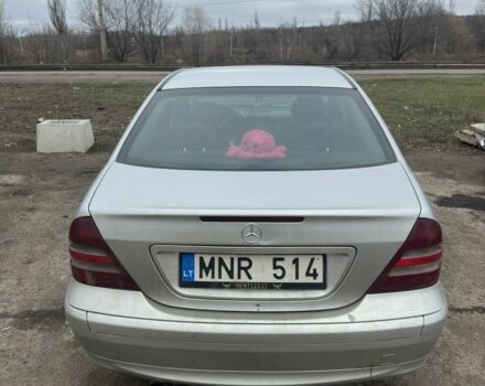 Серый Мерседес Ц-Класс, объемом двигателя 0 л и пробегом 435 тыс. км за 3000 $, фото 3 на Automoto.ua
