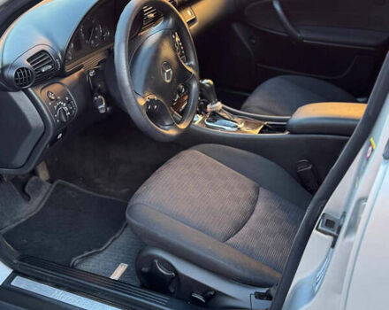 Серый Мерседес Ц-Класс, объемом двигателя 1.8 л и пробегом 245 тыс. км за 6650 $, фото 10 на Automoto.ua