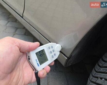 Серый Мерседес Ц-Класс, объемом двигателя 1.8 л и пробегом 176 тыс. км за 7500 $, фото 59 на Automoto.ua