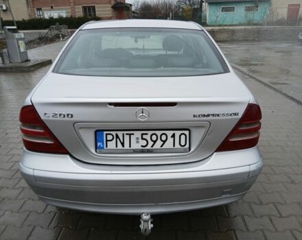 Серый Мерседес Ц-Класс, объемом двигателя 0 л и пробегом 180 тыс. км за 2600 $, фото 2 на Automoto.ua