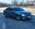 Серый Мерседес Ц-Класс, объемом двигателя 1.8 л и пробегом 289 тыс. км за 5500 $, фото 1 на Automoto.ua