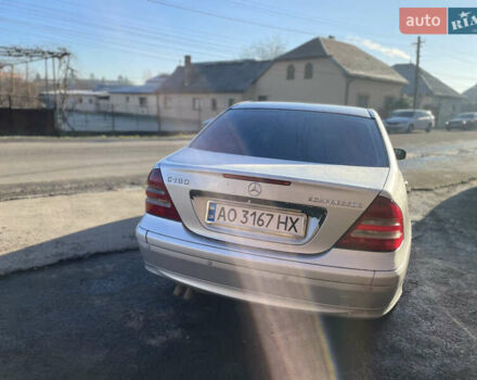 Серый Мерседес Ц-Класс, объемом двигателя 1.8 л и пробегом 270 тыс. км за 5000 $, фото 5 на Automoto.ua