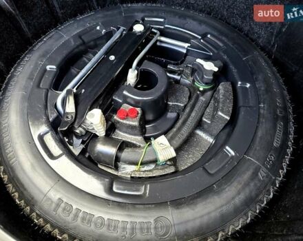 Серый Мерседес Ц-Класс, объемом двигателя 1.8 л и пробегом 176 тыс. км за 7500 $, фото 180 на Automoto.ua