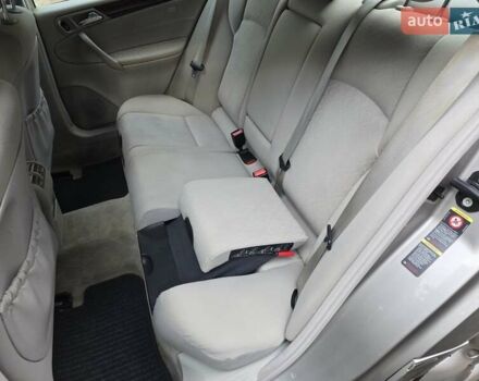 Серый Мерседес Ц-Класс, объемом двигателя 1.8 л и пробегом 176 тыс. км за 7500 $, фото 173 на Automoto.ua