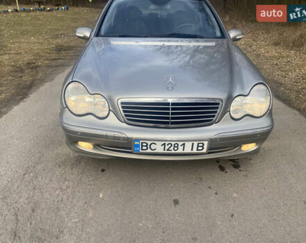 Сірий Мерседес Ц-Клас, об'ємом двигуна 0 л та пробігом 274 тис. км за 4100 $, фото 1 на Automoto.ua