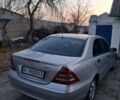 Серый Мерседес Ц-Класс, объемом двигателя 1.8 л и пробегом 271 тыс. км за 5350 $, фото 1 на Automoto.ua