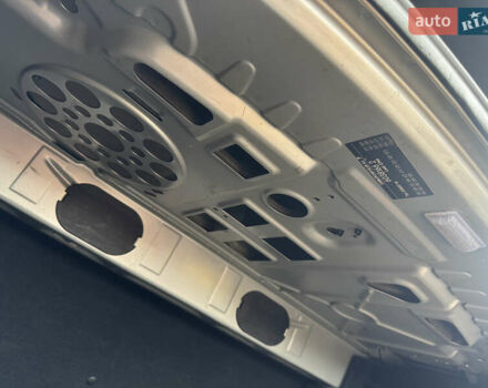 Сірий Мерседес Ц-Клас, об'ємом двигуна 2.2 л та пробігом 245 тис. км за 5550 $, фото 18 на Automoto.ua