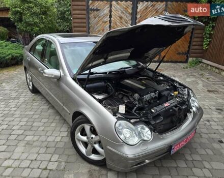 Серый Мерседес Ц-Класс, объемом двигателя 1.8 л и пробегом 176 тыс. км за 7500 $, фото 189 на Automoto.ua